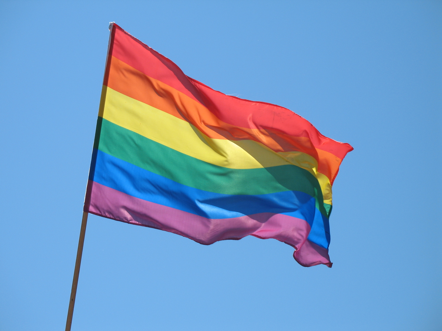 Rainbow flag pour parler des lgbt en thérapie notamment gestalt